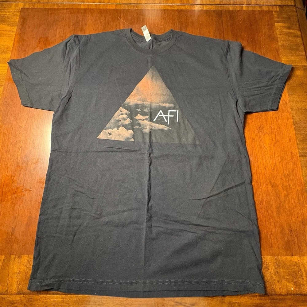 AFI Triangle Clouds Black Band T-Shirt XL Emo Punk Post Hardcore 22x28